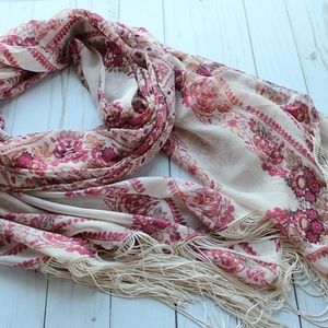 Beautiful Fring Scarf